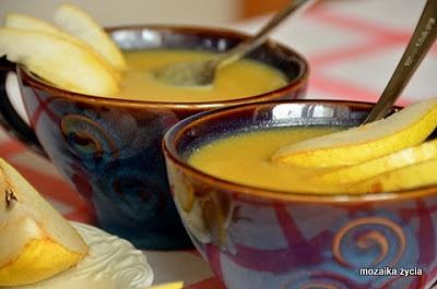Zupa z dynią piżmową, gruszkami i rozmarynem