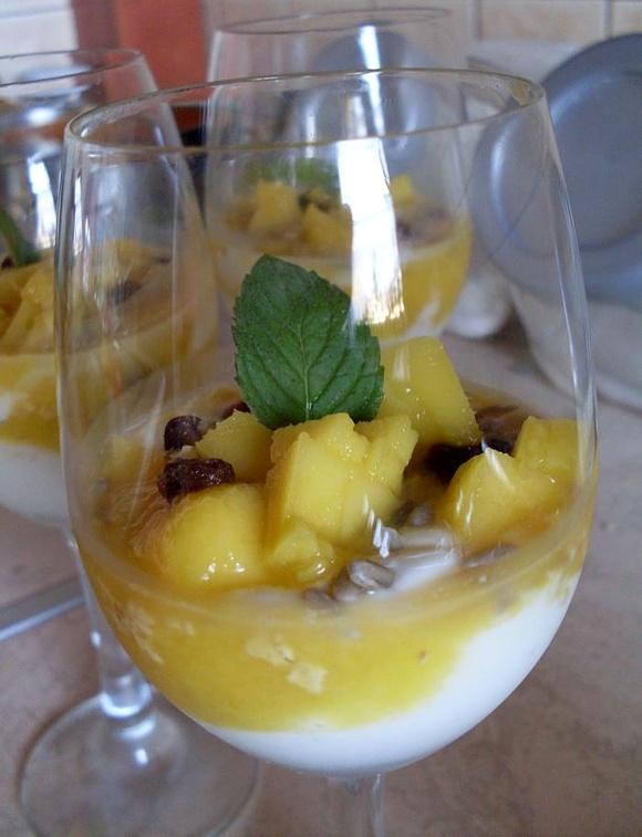 Deser z mango