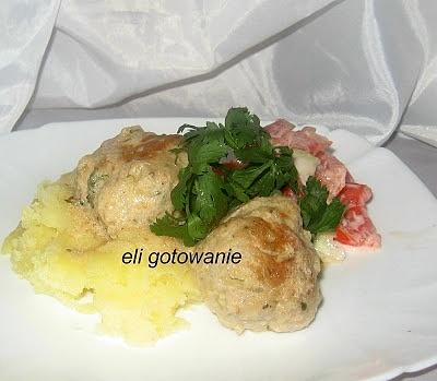 Klopsiki w sosie paprykowo-śmietanowym