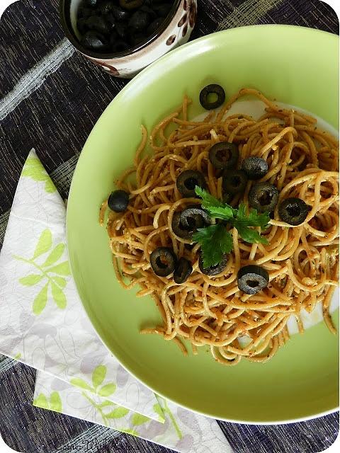 Makaron z mieszanym pesto