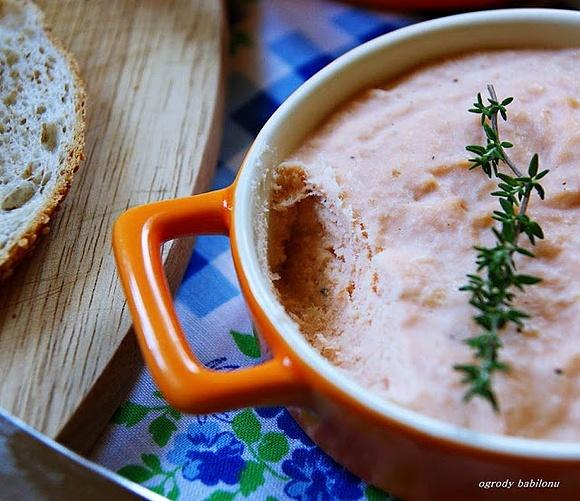 Łososiowe rillettes na kanapki i przekąski