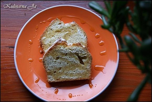 Biedna babka bananowa - łatwy przepis na ciasto resztkowe