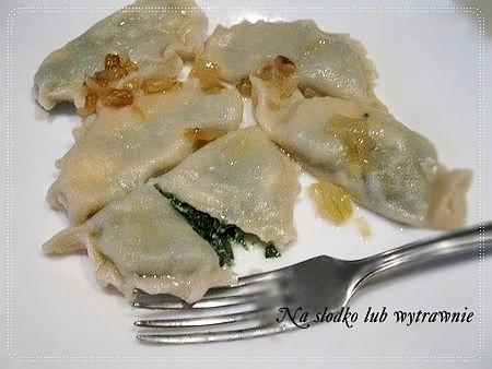 Pierogi ze szpinakiem i serem feta