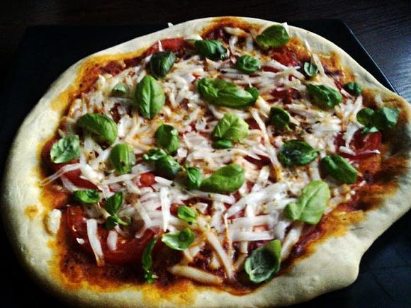 Pizza Caprese