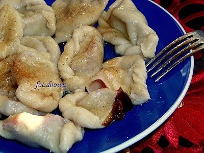 Pierogi ze śliwkami