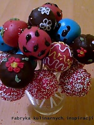 Cake pops - łatwe i szybkie ciastka na patyku