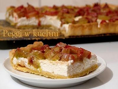 Tarta z białym serem i rabarbarem