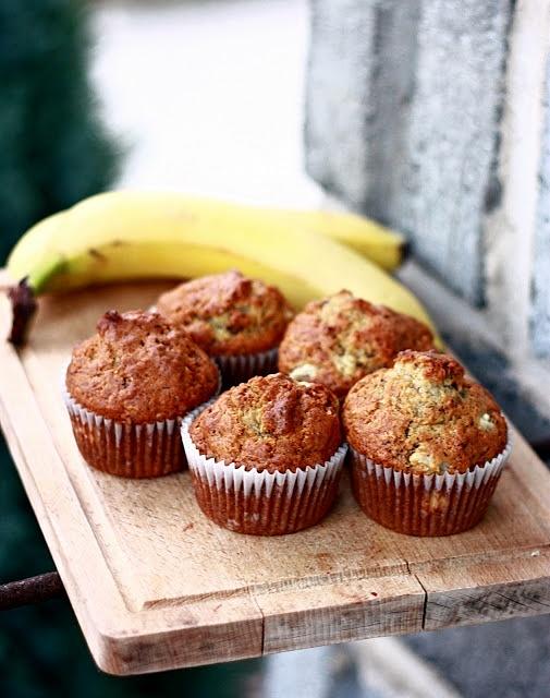 Bananoffe muffinki z orzechami i czekoladą