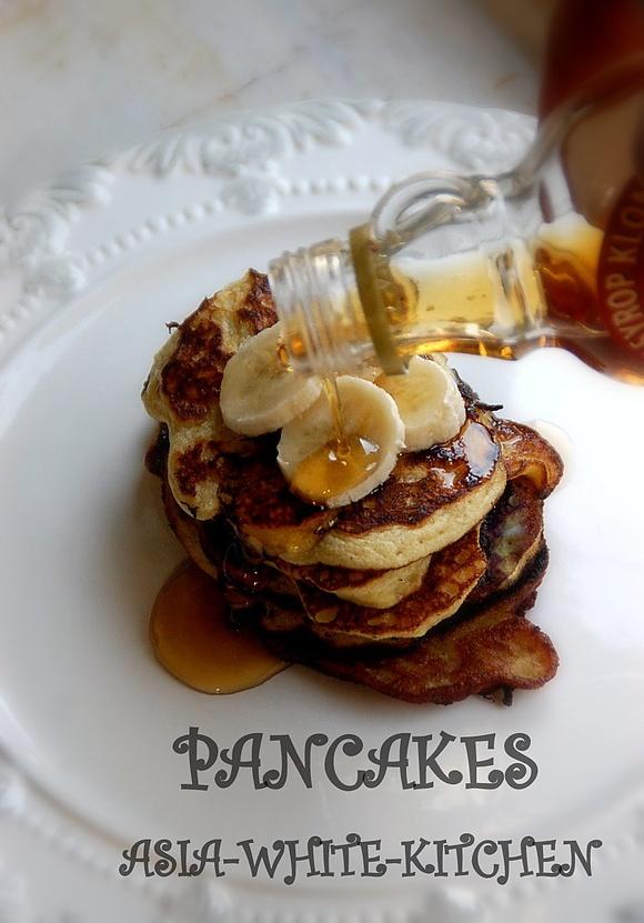 Pancakes jabłkowe z bananami