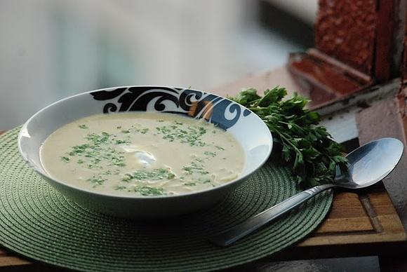 Pieczarkowa zupa krem z makaronem