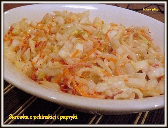 Surówka z pekińskiej i papryki