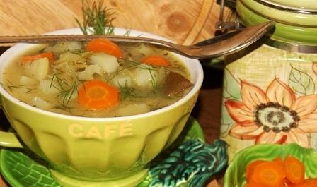 Ogórkowa na rosole wołowym