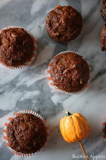 Muffiny dyniowe z daktylami i orzechami włoskimi