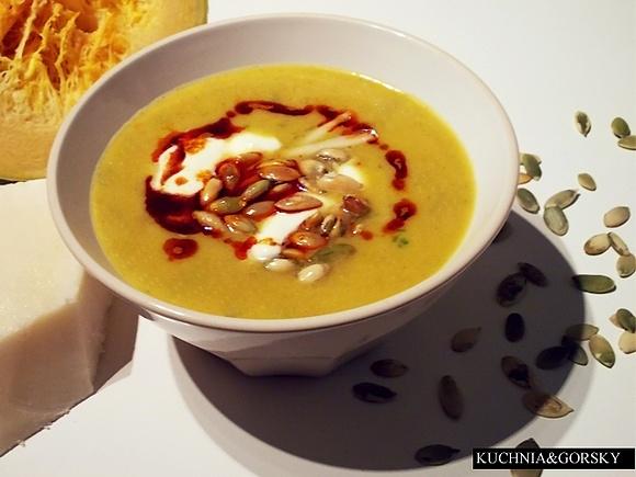 Krem z dyni z chilli i serem ricotta