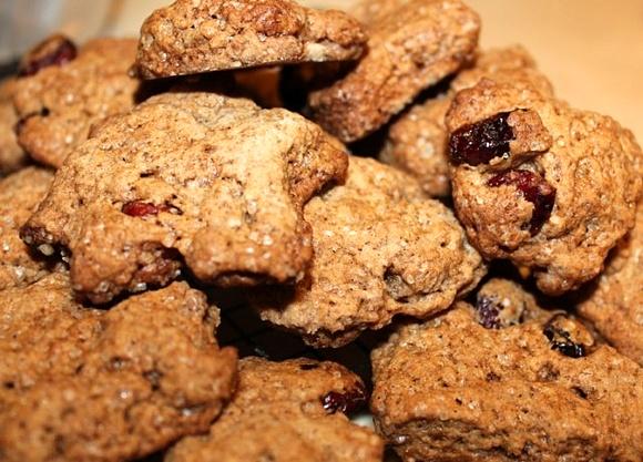 Ciasteczka na piwie z żurawiną i przyprawami