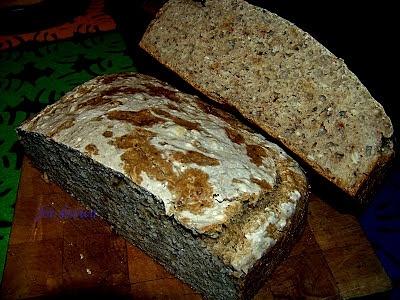 Razowiec żytny z pestkami słonecznika