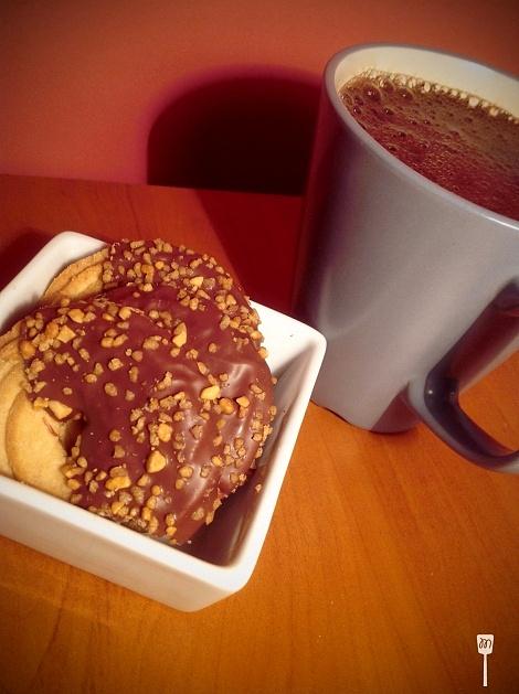 Jak szybko wstać z łóżka? Skuteczne sposoby na szybkie pobudki