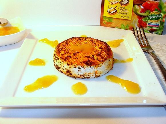 Camembert z musem mango