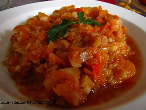 Wegański bigos na Wigilię z soczewicą i dynią