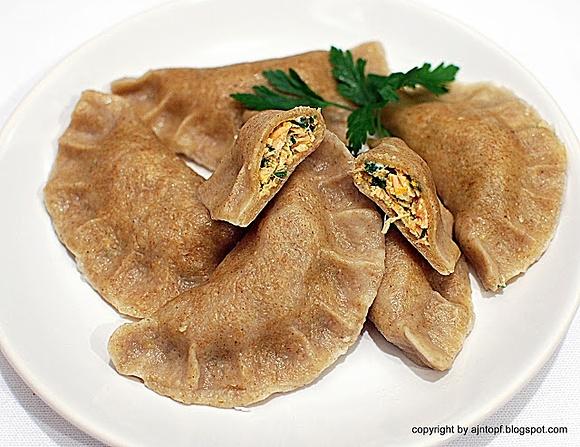 Pierogi pszenno-żytnie z łososiem