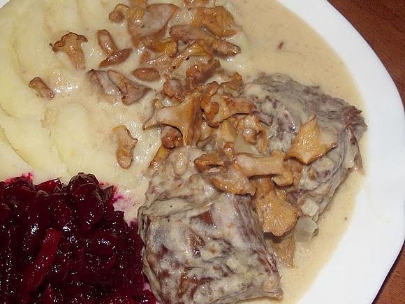 Jagnięcina w sosie kurkowym