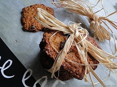 Ciastka owsiane z bananami i żurawiną