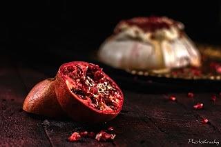 Pavlova z granatem i sosem zabajone