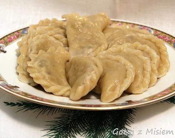 Pierogi z kapustą i grzybami