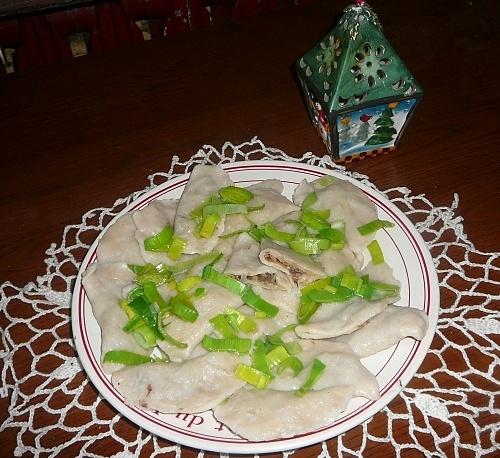 Pierogi z kaszą gryczaną i grzybami