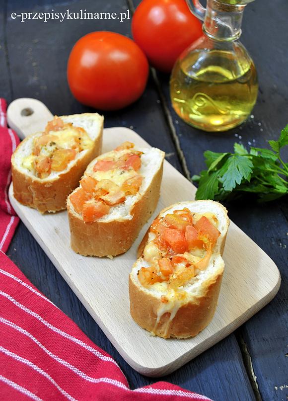 Bruschetta z mozzarellą i pomidorami