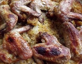 Aromatyczne skrzydełka na ryżu
