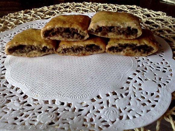 Razowe paszteciki z pieczarkami