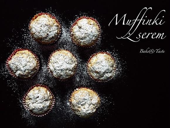 Muffinki z białym serem i pełnoziarnistą mąką