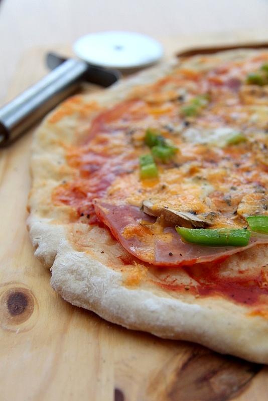 Pizza z szynką