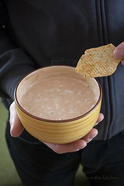Sos do frytek, mięsa i przekąsek