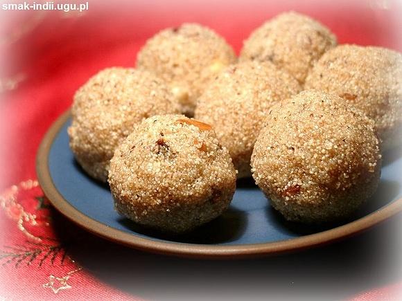 Laddu z kaszy manny