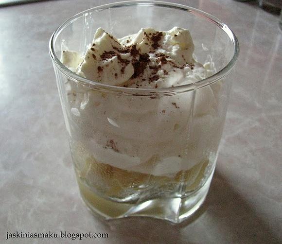 Mascarpone z duszonymi jabłkami