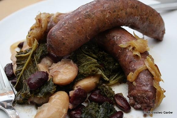 Chorizo z jarmużem i fasolą zapiekanka