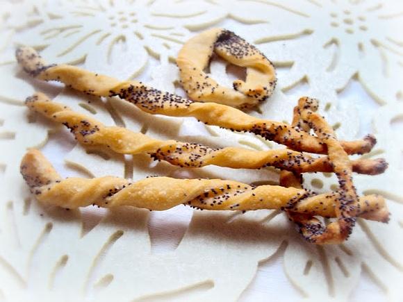 Paluszki drożdżowe w różnych smakach