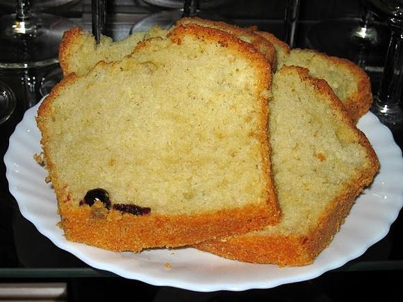 Szampańska Babka z żurawiną