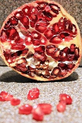 Granat i warzywna tarta