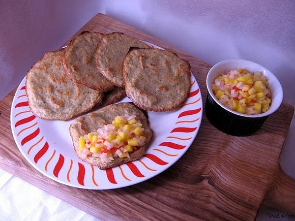 Placki ziemniaczane light z salsą z mango