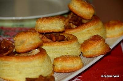 Vol-au-Vent z kurczakiem i grzybami leśnymi