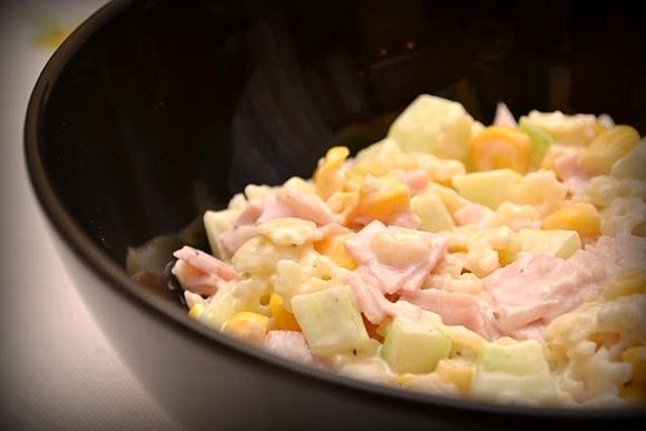 Sałatka makaronowa a la Moniczka