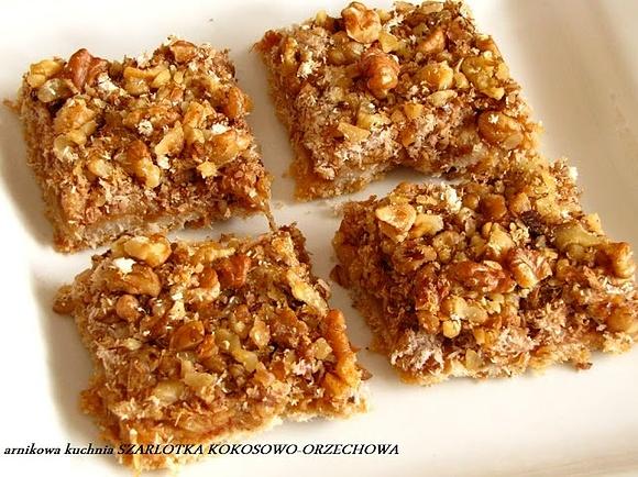 Szarlotka kokosowo-orzechowa