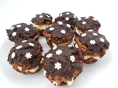 Zimowe muffiny z kremem tiramisu
