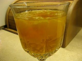 Pomarańczowa galaretka z pomarańczą