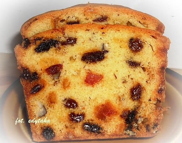 Klasyczny keks na Boże Narodzenie