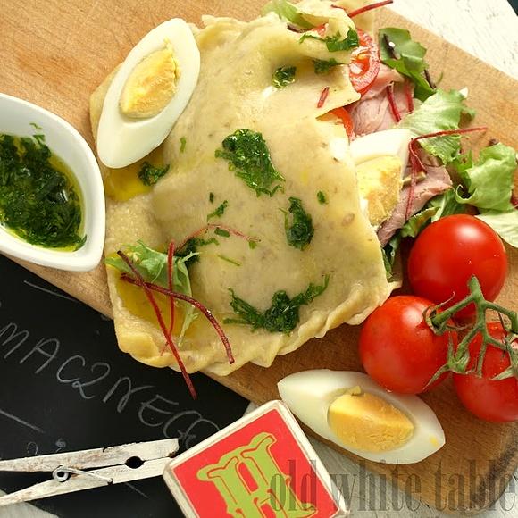 Trochę inna sałatka makaronowa z własnoręcznym makaronem i tortillą