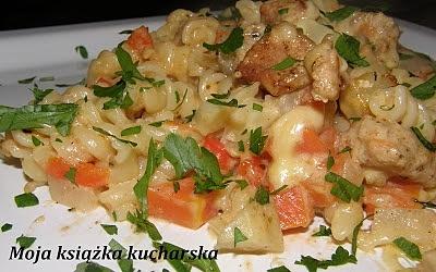 Zapiekanka z mięsem i warzywami